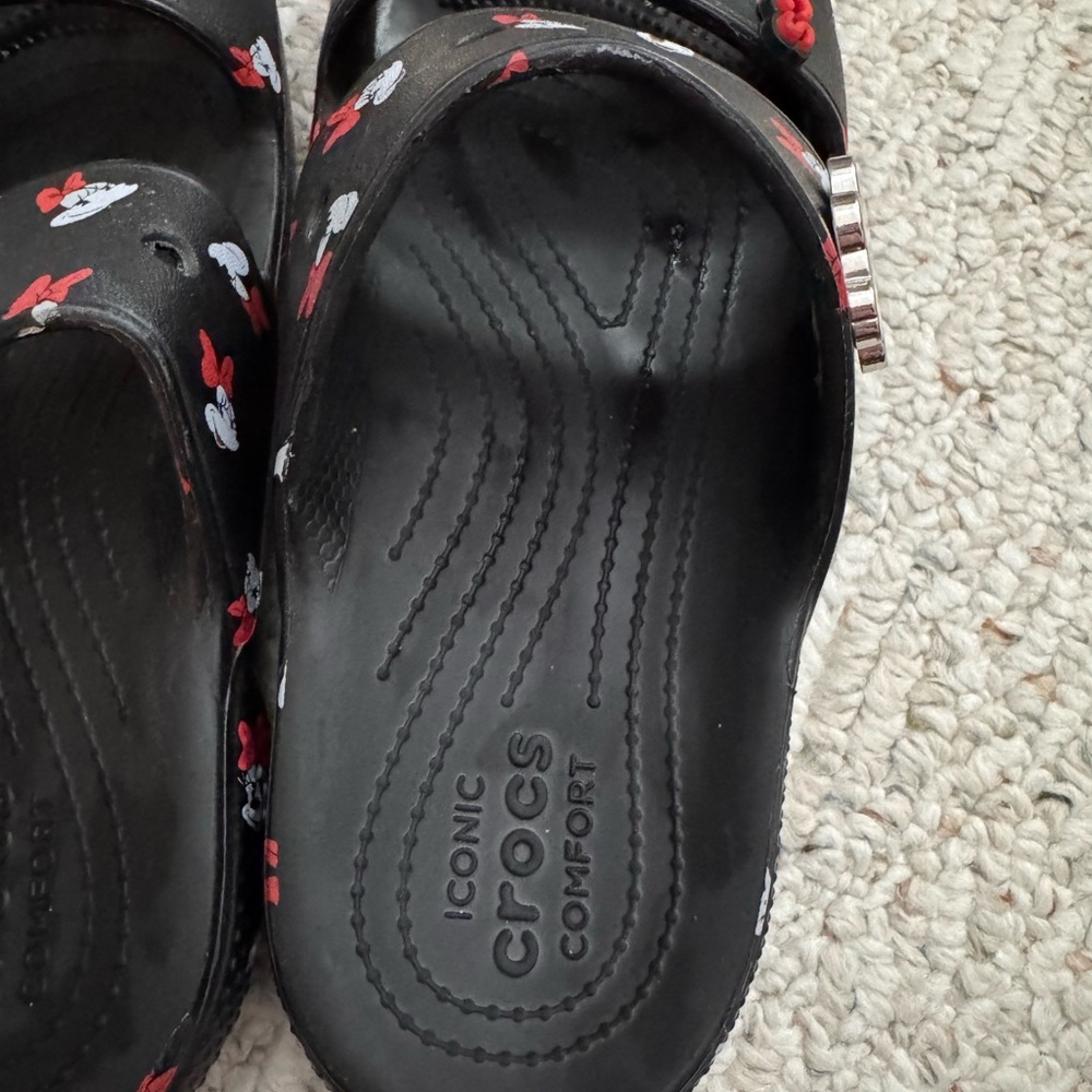 CROCS Black Minnie Mouse Slide Sandals with Red Accents - Picture 3 of 9